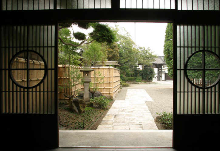 寺院の庭園リフォーム　日本庭園